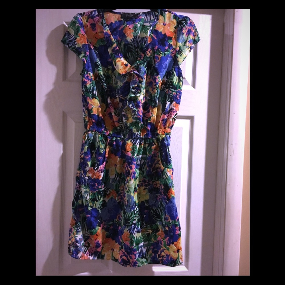 Jessica Simpson summer dress.